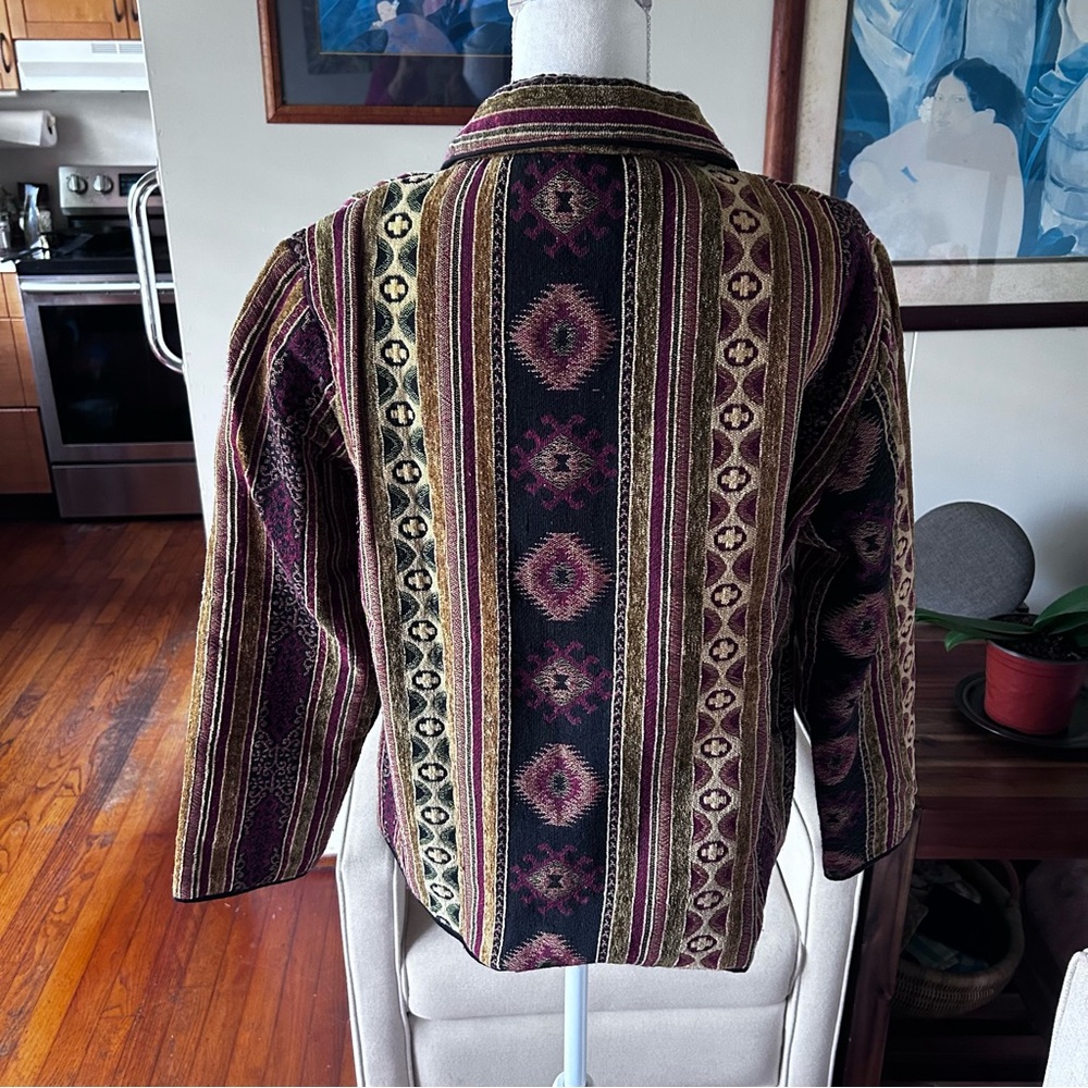 SOHOCOMPAGNE Woven Quilt Coat With Cotton Interior - Picture 5 of 15